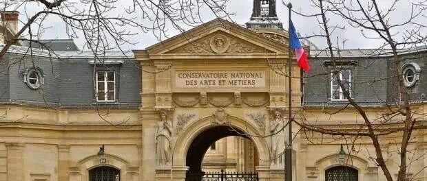 成功实现带薪在法上学！帮交学费还能发工资！法媒盘点接收半工半读学生最多的学校！