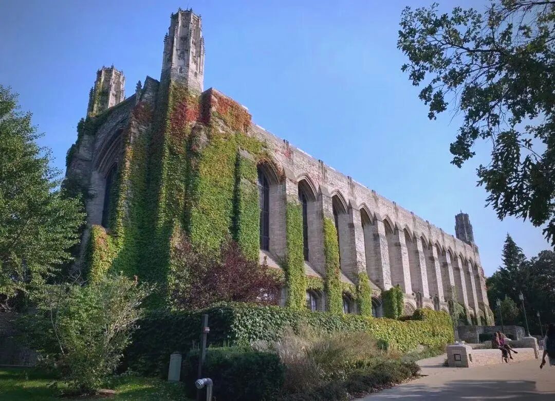 美本转学的“潜规则”：读懂门槛与偏好，才能拿到真正的入场券