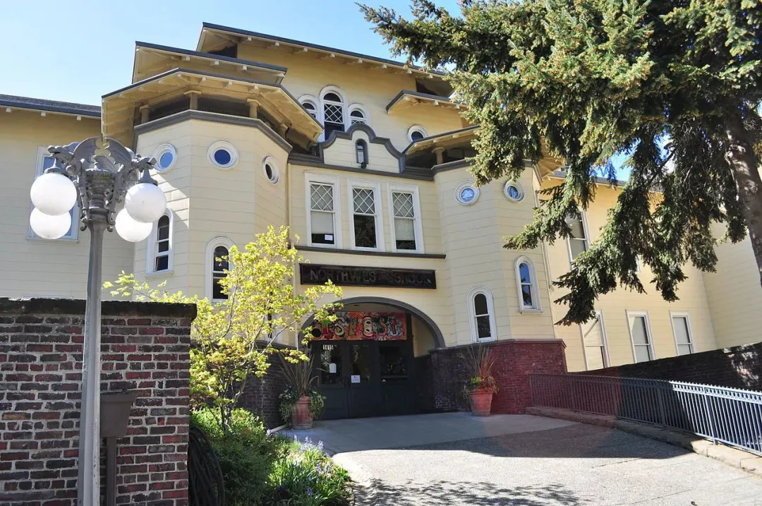 最怕麻烦的家庭适合的夏校清单，直接抄作业不踩坑！