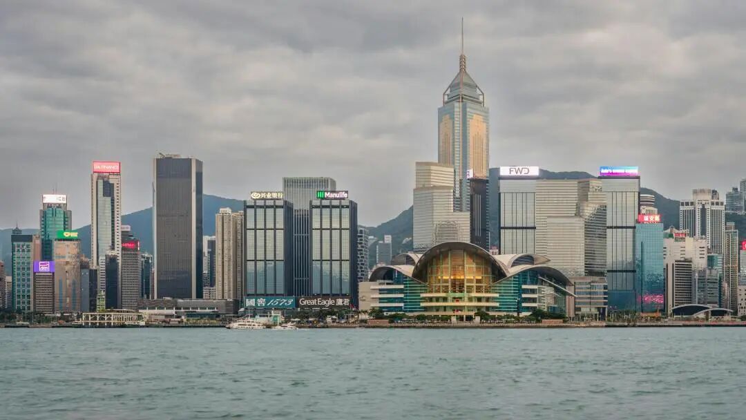 重拳整治!香港考评局除名12所DSE学校!背后释放出什么信号? 重拳整治!香港考评局除名12所DSE学校!背后释放出什么信号?