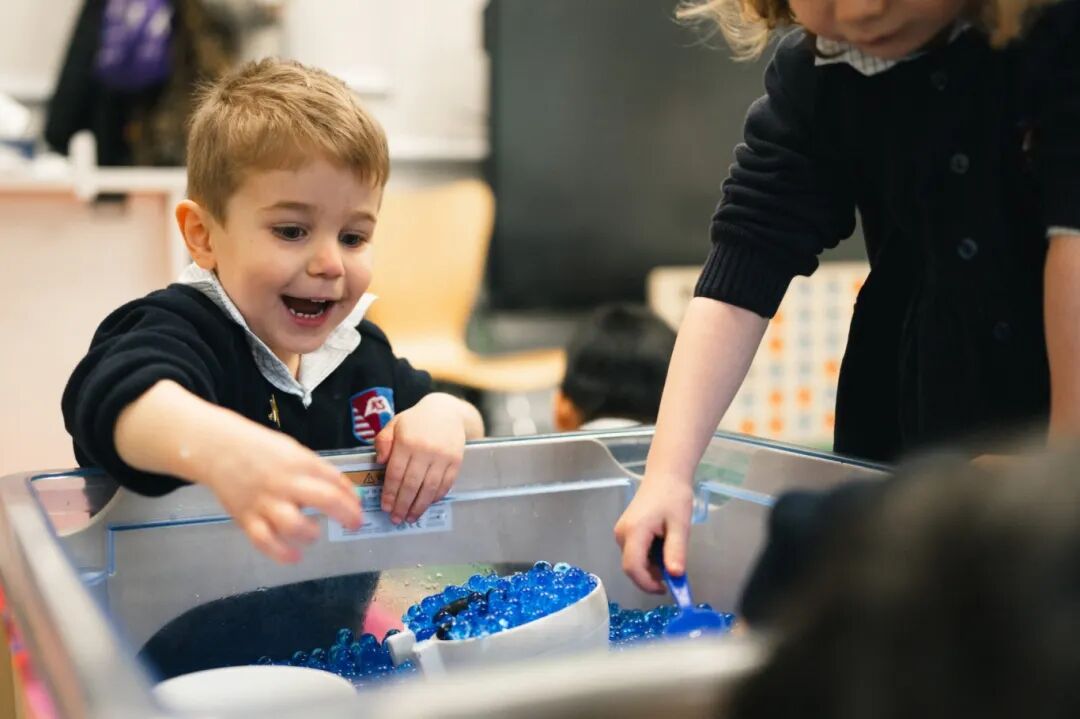 Knightsbridge School | 伦敦顶尖预备小学,全方位语言支持与学术成长摇篮 Knightsbridge School | 伦敦顶尖预备小学,全方位语言支持与学术成长摇篮