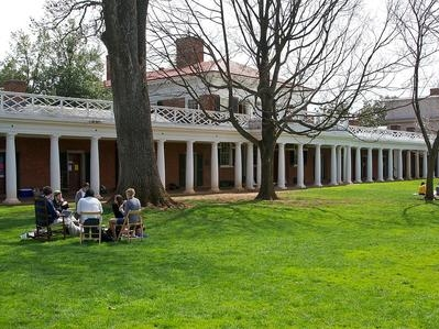 留学资讯 | 90%+就业率！10所美国高性价比公立大学清单