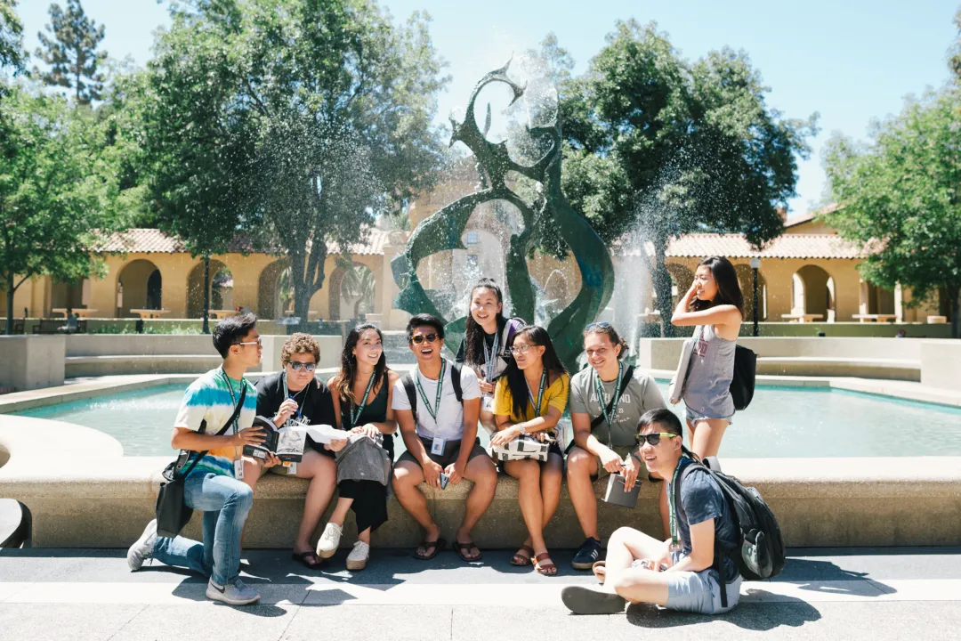 赶超工程和CS！被群嘲“天坑”的社会心理专业，为何成了藤校顶流？