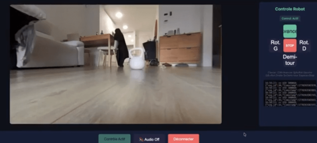 西班牙小哥用游戏手柄控制扫地机器人，意外“控制”了全球7000台大疆设备