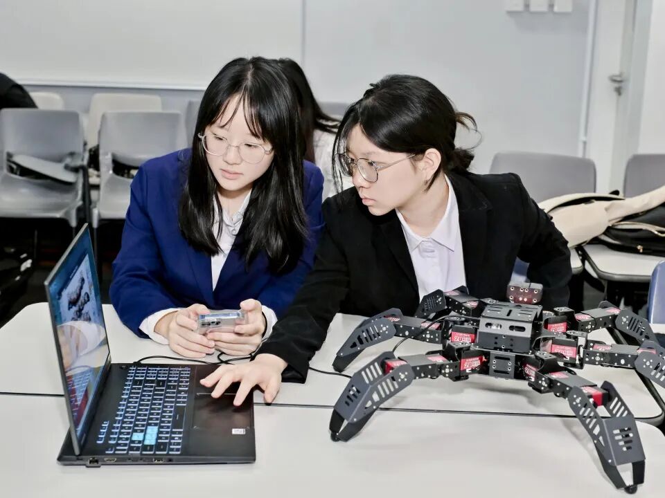 【9-12年级】2026暑期香港名校课程：港前四名校最新热门课题公布！