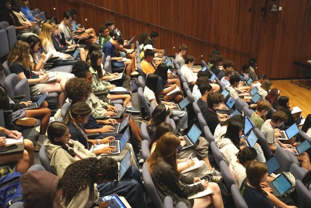 2026哈佛海外演讲辩论夏令营：于顶尖学府，定义你的夏天！