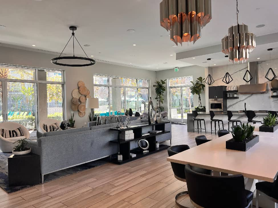 美高放榜后：“名校凤尾”与“资源鸡头”，如何选择？