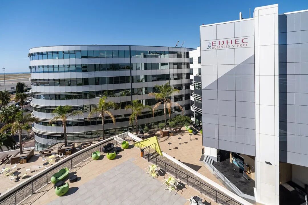 26fall法国留学季末班车！不用刷GMAT/雅思也能申请名校！超全院校项目汇总！