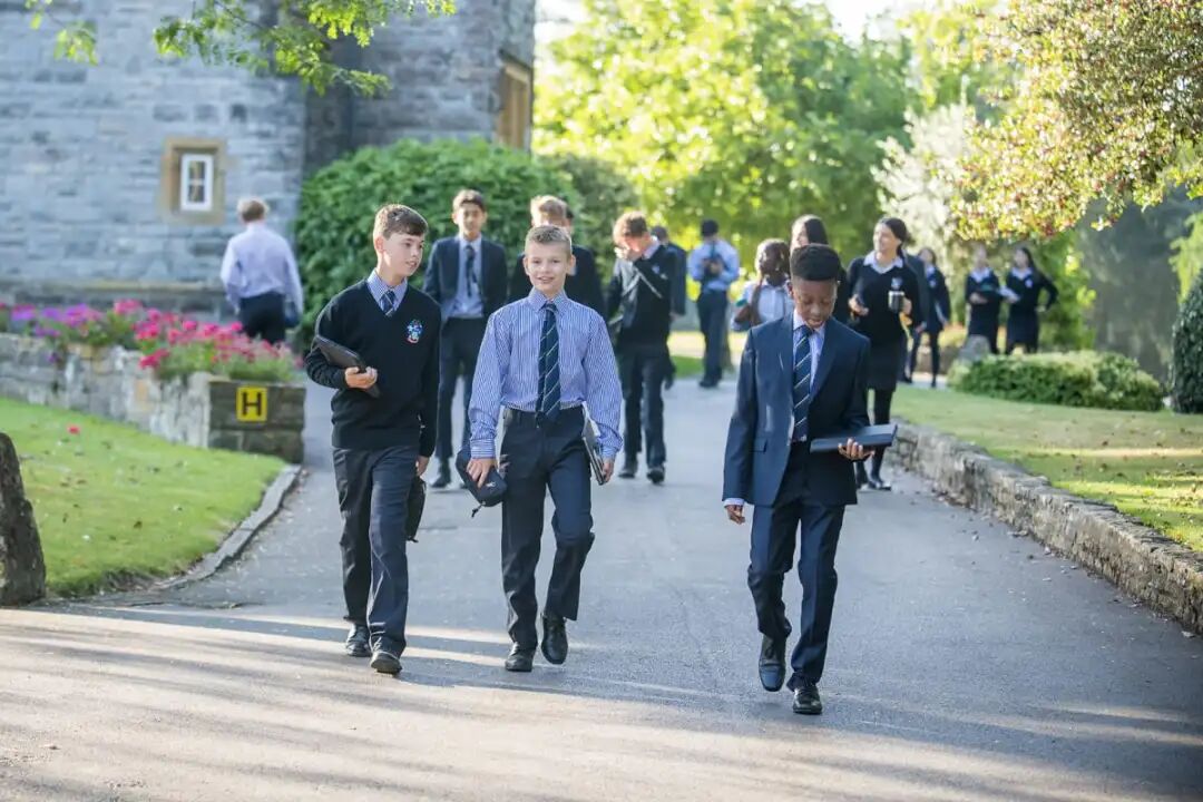 为孩子选预科学校发愁？这五大关键要点给你定心丸！