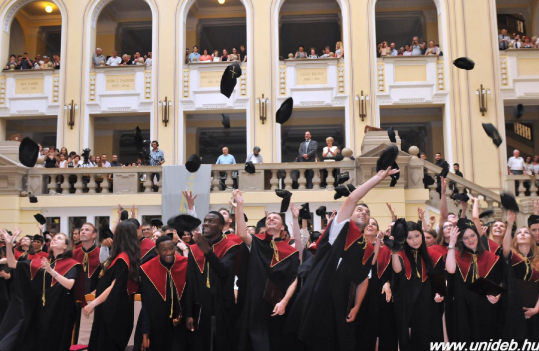 匈牙利留学：性价比之王！德布勒森大学招生简章