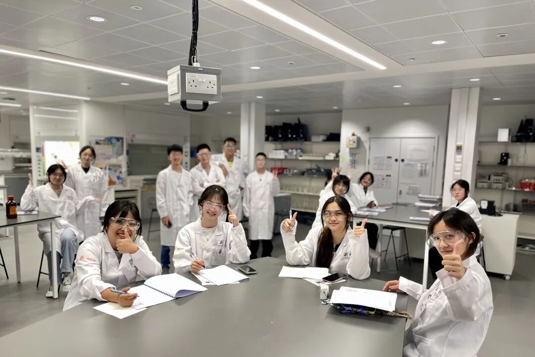 【官宣】2026牛津大学生物化学官方夏校开放申请 | 50%牛津实验室科研