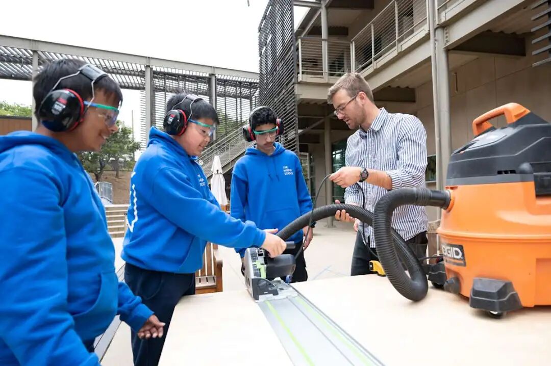 理工科“爬藤”：揭秘顶尖美高 STEM 学科的培养之路