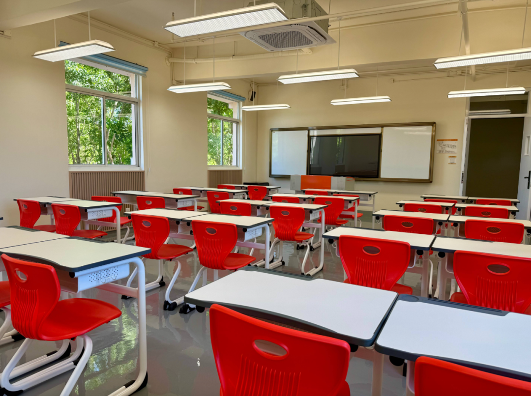 上海新加坡高中｜上海莱德学院，适合普娃的国际化升学路径，全封闭管理更省！