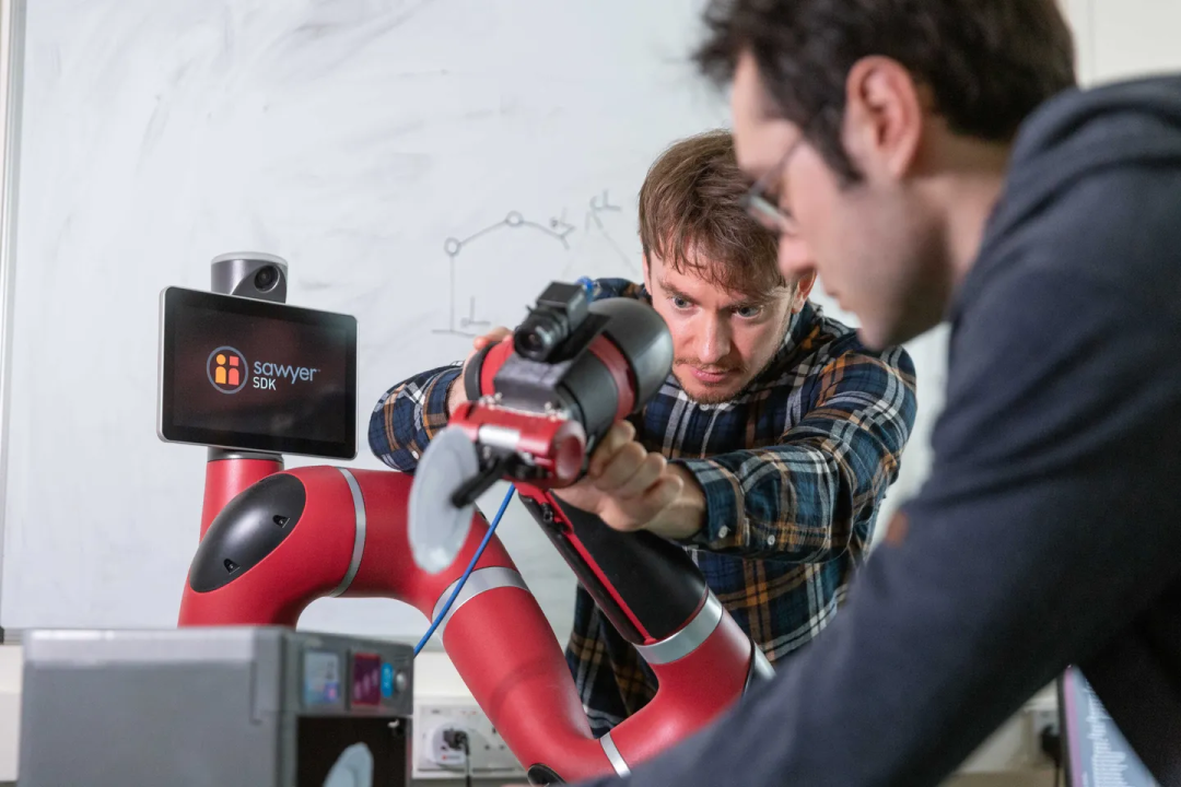 帝国理工2027申请“地震级”更新：AI新专业上线、医学门槛首涨、多专业加试ESAT