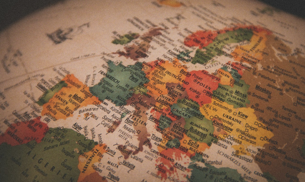 学术写作竞赛｜哈佛国际评论（HIR）2026赛季全新赛题发布：新增初中组！7-12年级可冲！