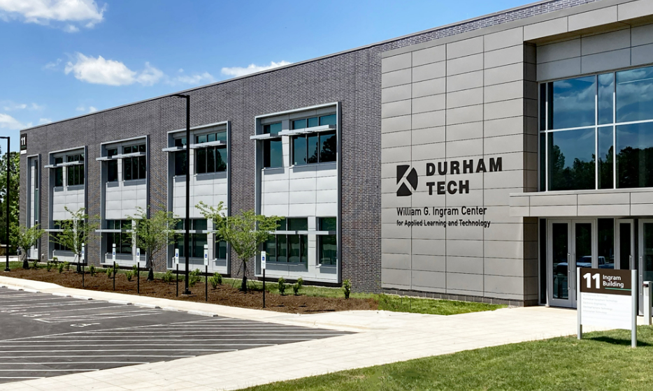 杜克大学突然开放新路径：社区大学2年也能读Top10工程本科？