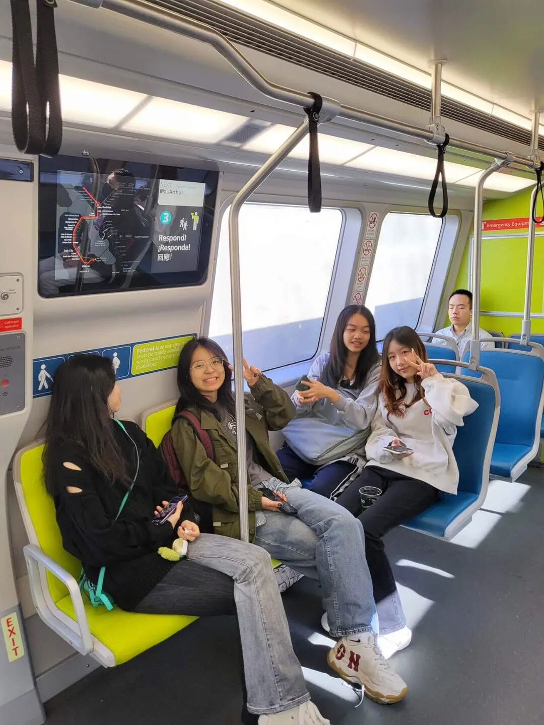 她在伯克利上心理课：上海女孩的夏校专访来了