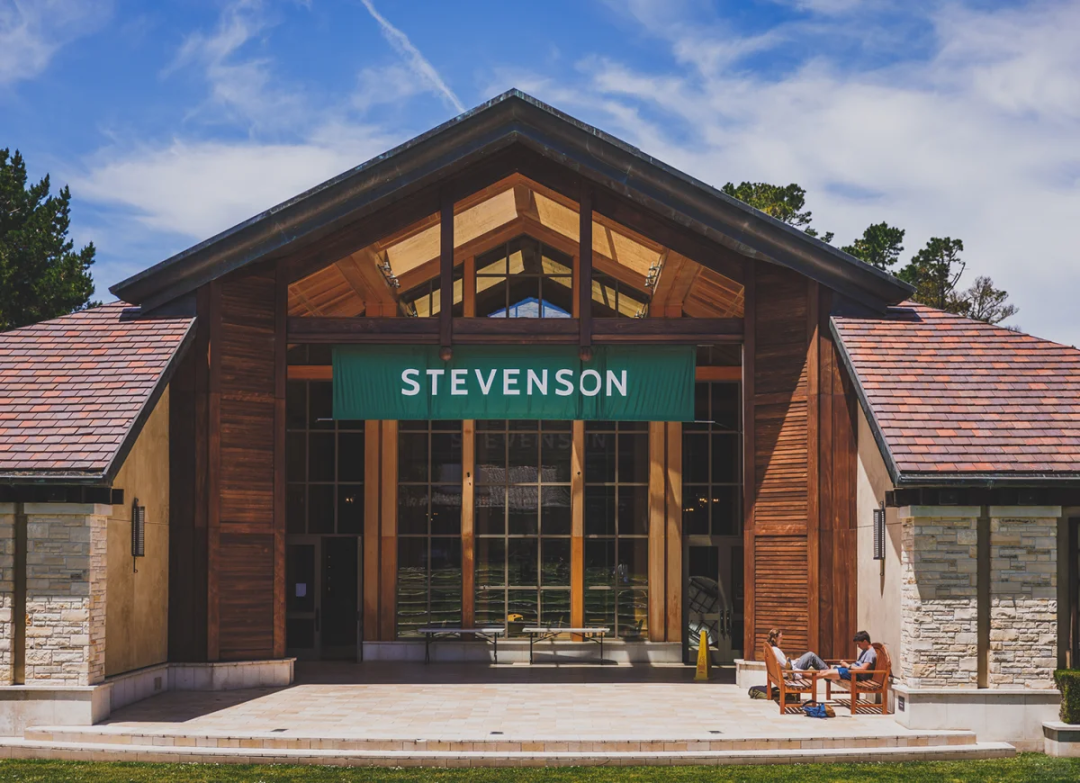 Stevenson School史蒂文森中学｜圆石滩上的美式精英培养地