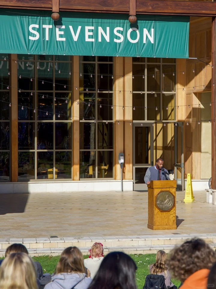 Stevenson School史蒂文森中学｜圆石滩上的美式精英培养地