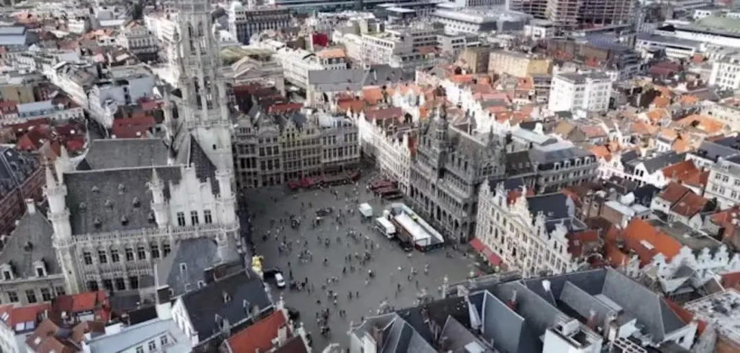 比利时留学 | 从一张工资地图，看懂比利时留学：城市、产业与专业选择（布鲁塞尔月薪中位数约4200欧）