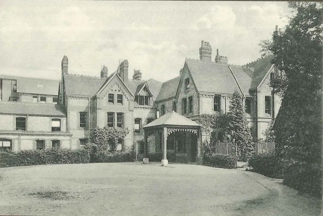从女校到混校：St George’s Ascot 的150年转身，给低龄留学家庭带来什么启示？