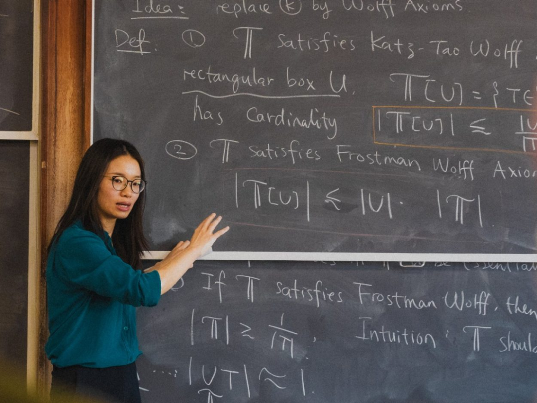 三位华女横扫数学界“奥斯卡”，给选专业纠结数学or统计的人一些什么启发？