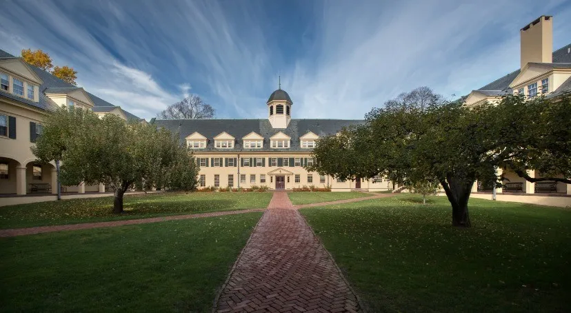 全美TOP6顶级寄宿女校，威斯多佛中学女生STEM营：全真课堂体验，点亮女孩科学梦~