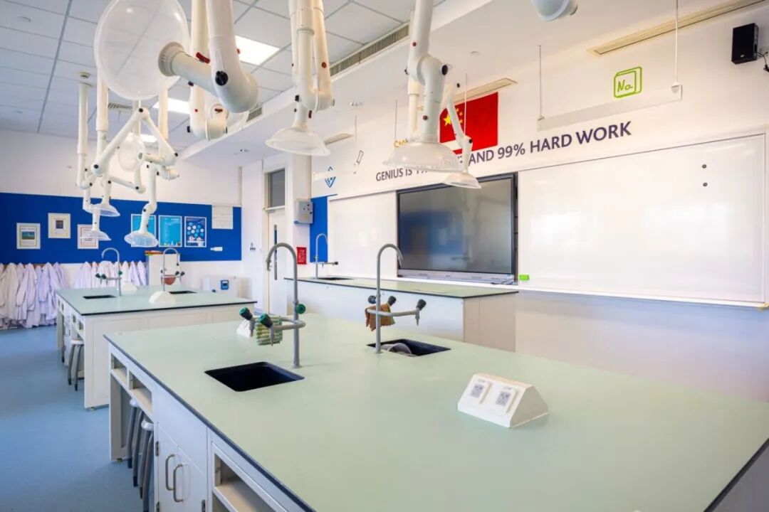 4.11小初开放日报名中｜什么样的教育，才能让孩子走得更稳更远？