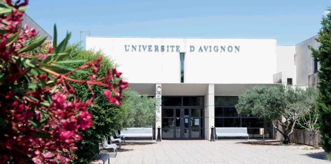 简直梦中情校！教学资源丰富、历史悠久、优势学科众多…法国最古老的公立大学盘点！