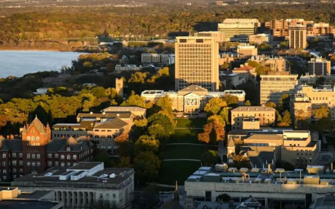 离谱!无理由逼宫?美国顶尖公立大学内斗 离谱!无理由逼宫?美国顶尖公立大学内斗