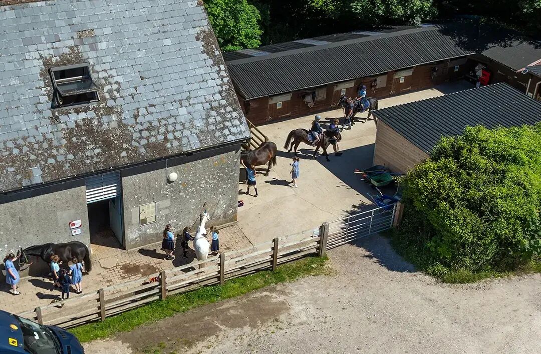 Bryanston School｜IB成绩40分以上超六成，入围英国2025年度最佳混校，马术强校+诺贝尔奖摇篮