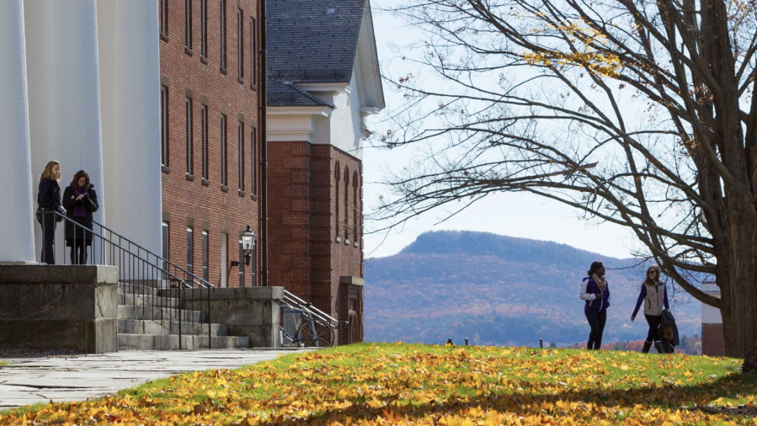 一年烧掉100万！2026美国大学学费刺客榜单出炉，Offer还没捂热，钱包已颤抖...