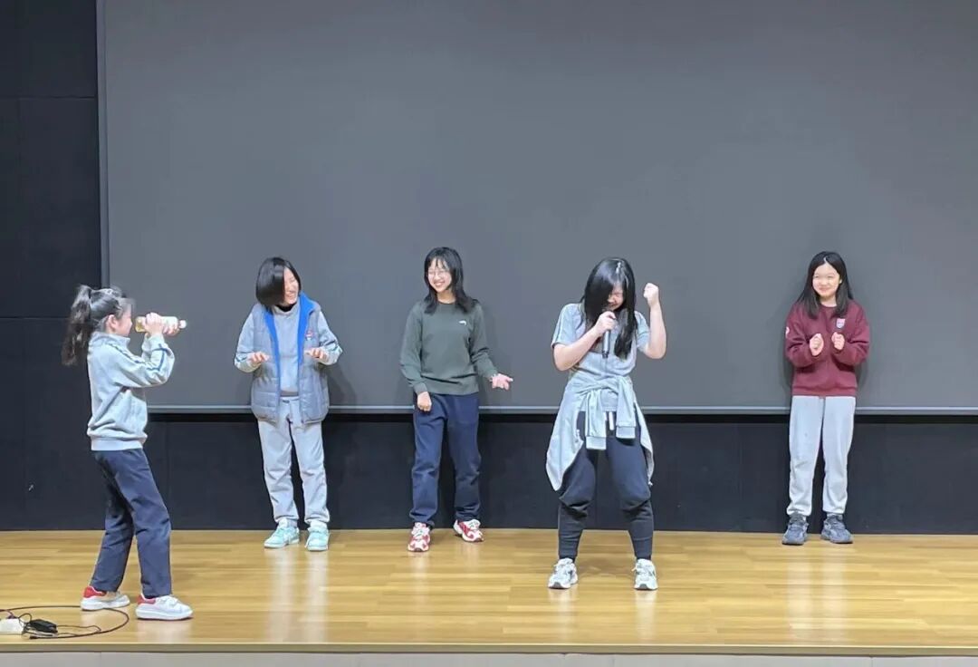 硅谷AI巨头高管给到学生的建议｜培养AI无法复制的人类核心能力