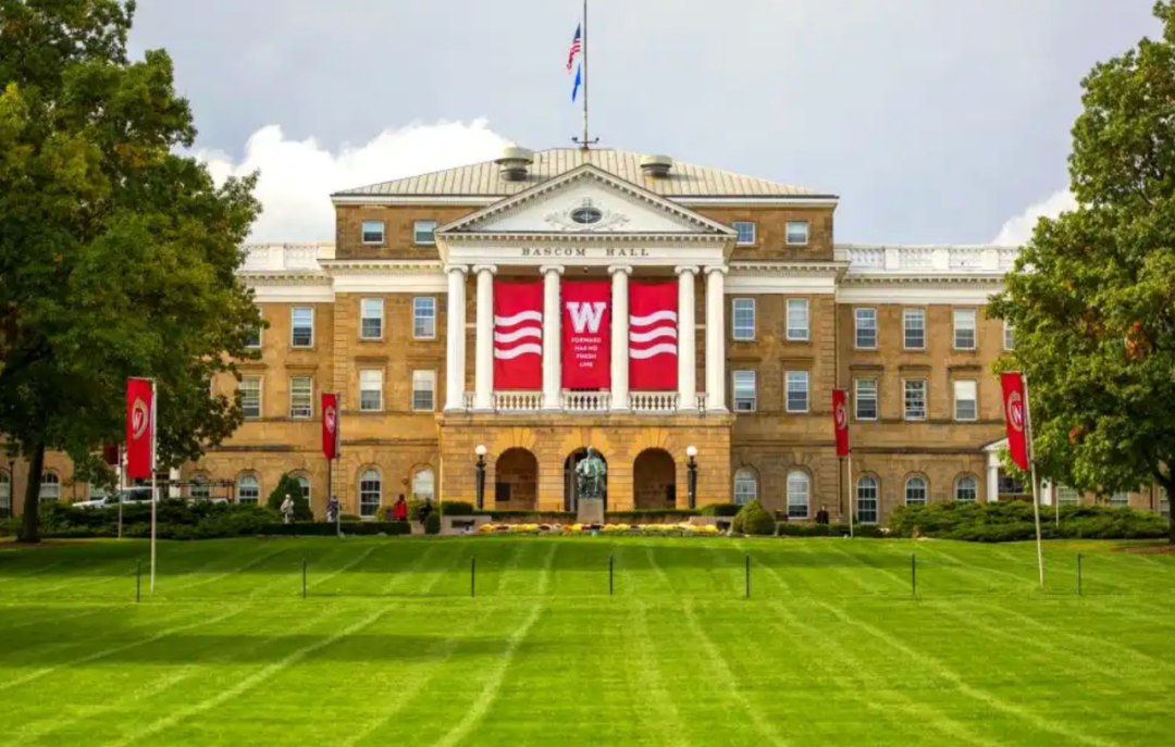 离谱!无理由逼宫?美国顶尖公立大学内斗 离谱!无理由逼宫?美国顶尖公立大学内斗