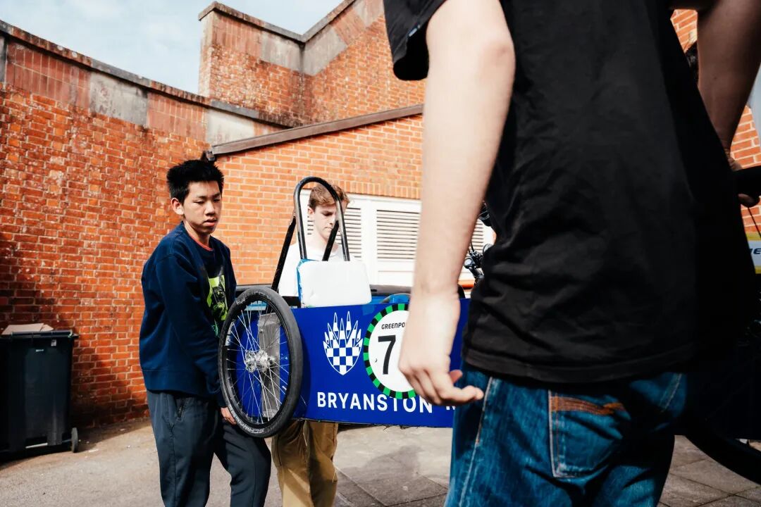 Bryanston School｜IB成绩40分以上超六成，入围英国2025年度最佳混校，马术强校+诺贝尔奖摇篮