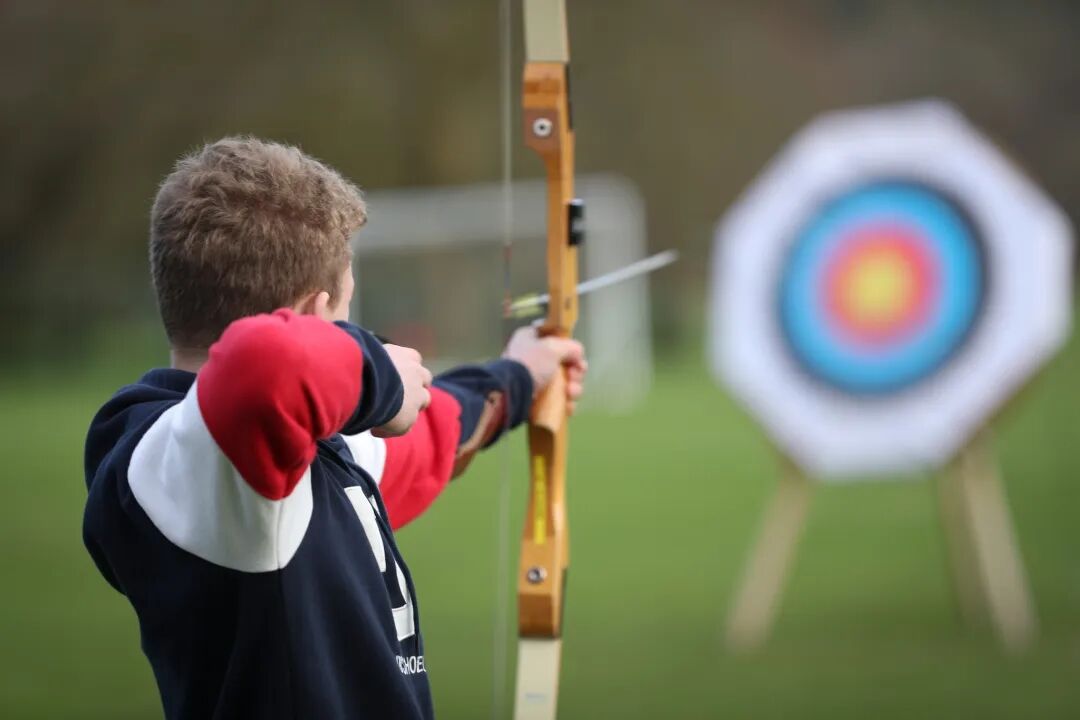 Bryanston School｜IB成绩40分以上超六成，入围英国2025年度最佳混校，马术强校+诺贝尔奖摇篮