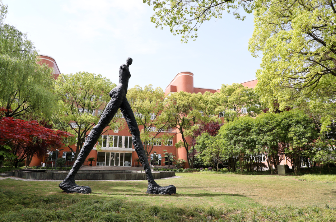 2026年上海包玉刚实验学校招生简章！