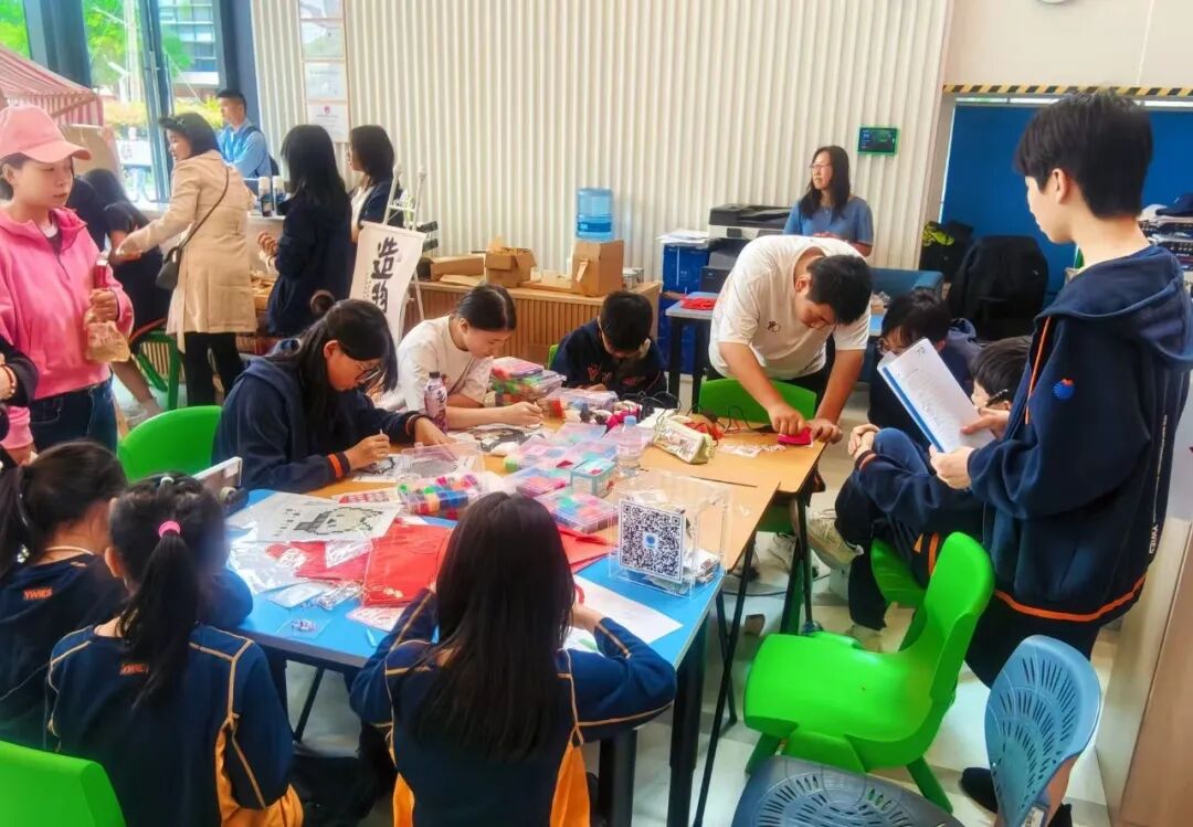 数学赋能成长,爱心点亮校园|临港耀华第六届数学周圆满落幕! 数学赋能成长,爱心点亮校园|临港耀华第六届数学周圆满落幕!
