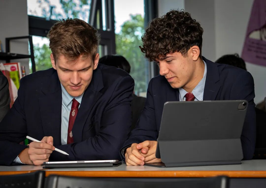 Bromsgrove School|与伊顿同期建校，HMC创始会员学校之一，全球IB学校排名第11名