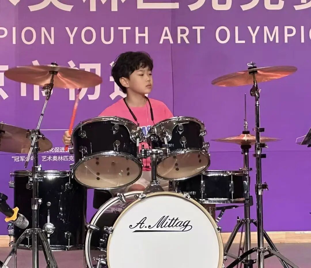 学生专访 | 从“不敢说话”到演讲国榜第一！9岁男孩程焕哲与他的蜕变之路