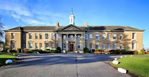 2026英国寄宿私校费用观察 年费约3.7万到5.7万 8所学校如何按年龄与课程来选