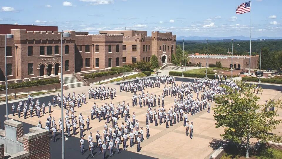 GA-Riverside Preparatory Academy 佐治亚州-河滨军事学院