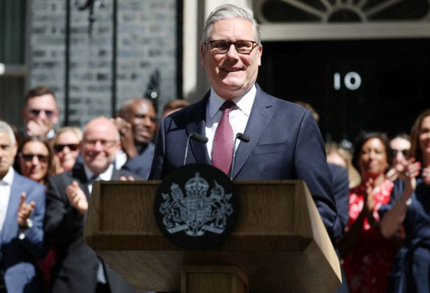 牛津学霸斯塔默VS剑桥校友伯纳姆！英国再度换相，英本申请彻底变天？