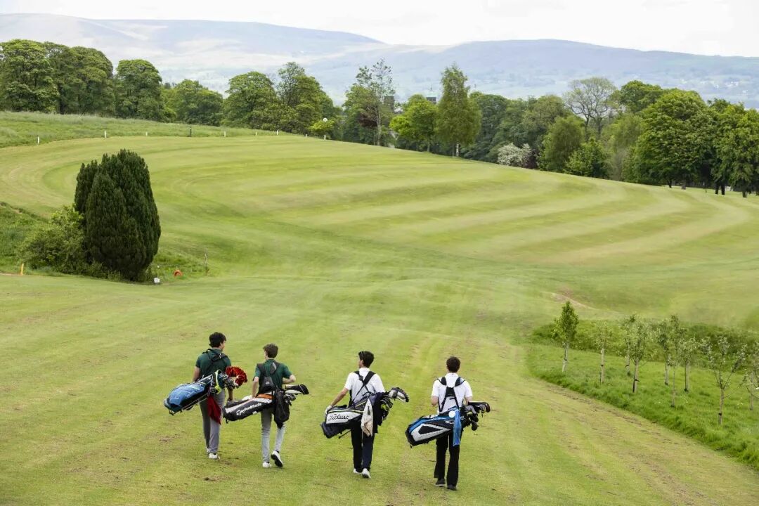 Stonyhurst College 斯托尼赫斯特学院