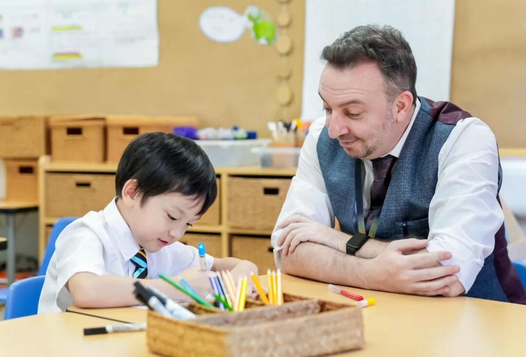 上海惠灵顿外籍人员子女学校 纯正英式K12 英国国家课程 IGCSE IBDP课程介绍